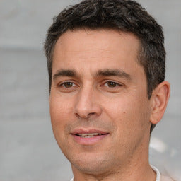 <em>Manuel, Medelin</em>